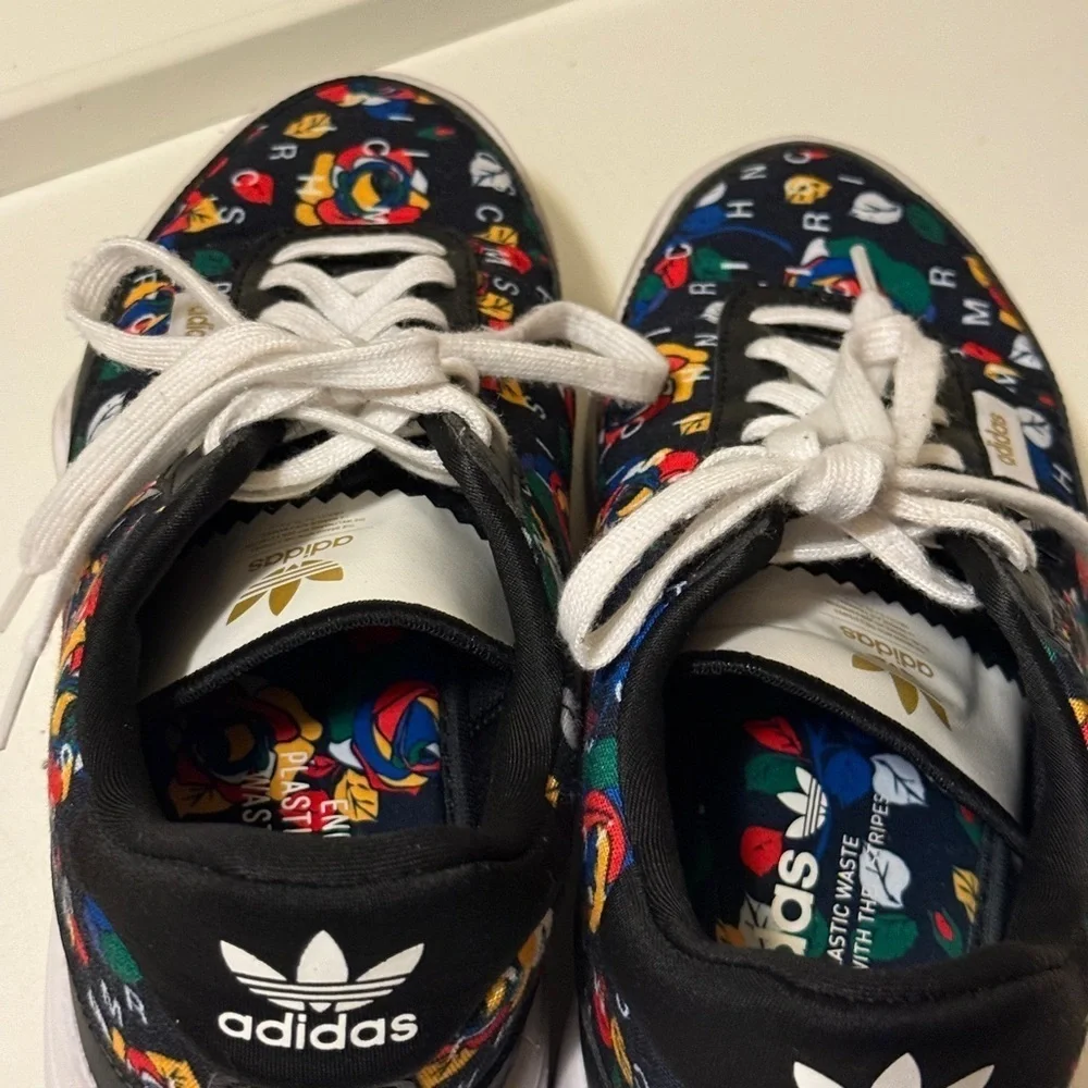 Adidas Her Court Originals Women's Casual Shoes  Black GW8569 In good condition